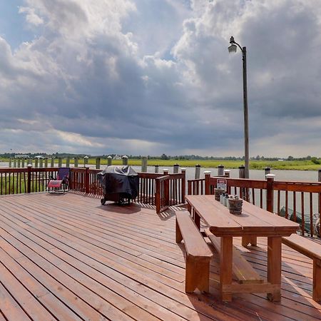 Oceanfront Milford Home With View And Boat Access Ngoại thất bức ảnh