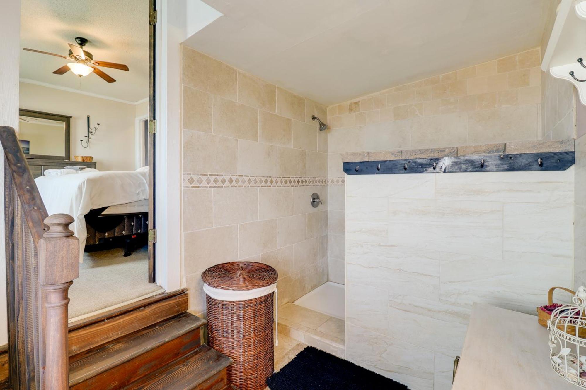 Oceanfront Milford Home With View And Boat Access Ngoại thất bức ảnh